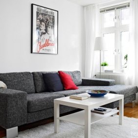 �Ұ�ɫ�{�ı��W��Ԣ